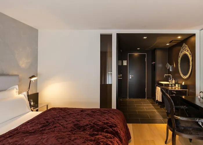 La Mansion Vi Vadi Hotel