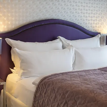 La Mansion Vi Vadi Hotel