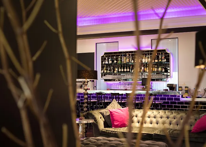 La Mansion Vi Vadi Hotel