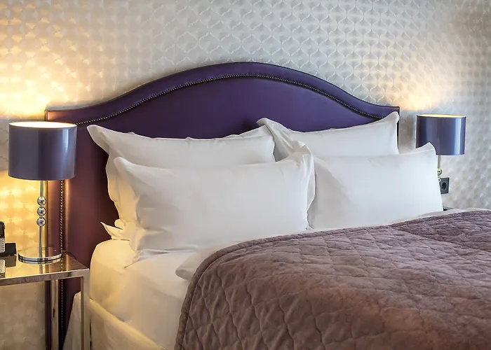 La Mansion Vi Vadi Hotel