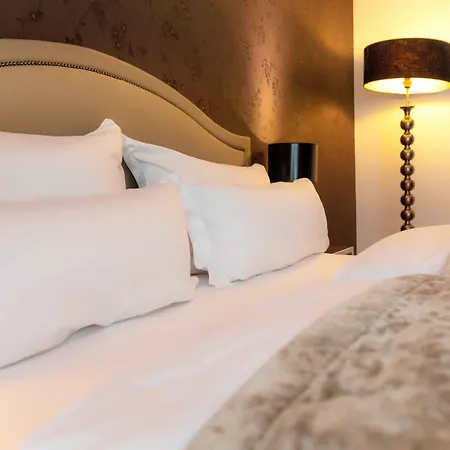 La Mansion Vi Vadi מלון